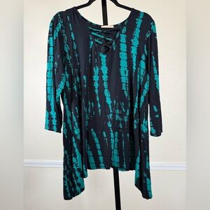 Women’s Plus Size 2X Boho Tunic Top Tie Dye Black Green Long Sleeve Asymmetrical